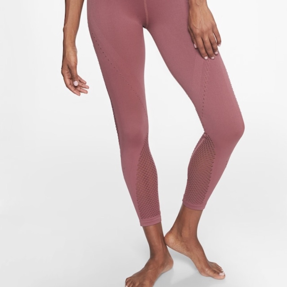 Athleta Trophy Seamless 7/8 Tight